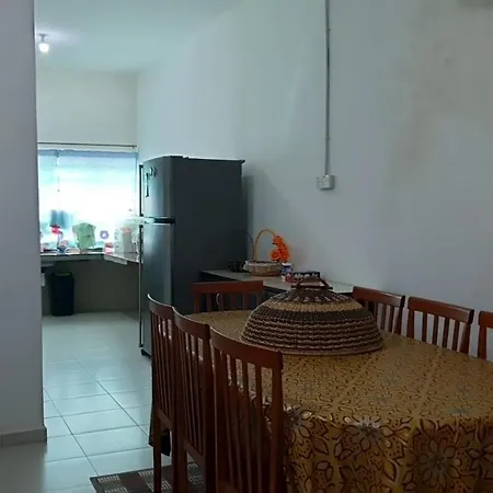 Homestay Ahmad Kuala Kangsar Exterior photo